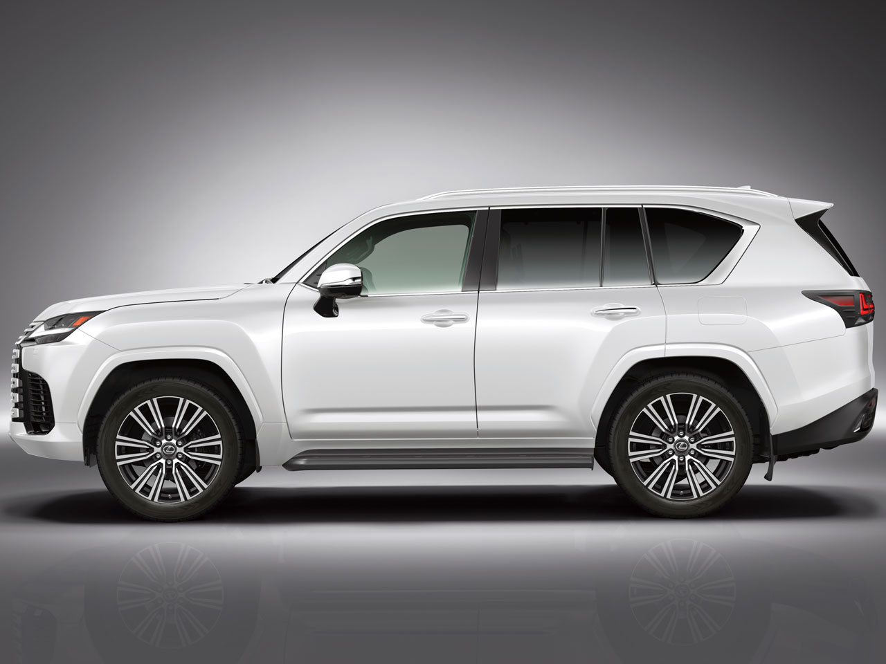 Lexus LX600